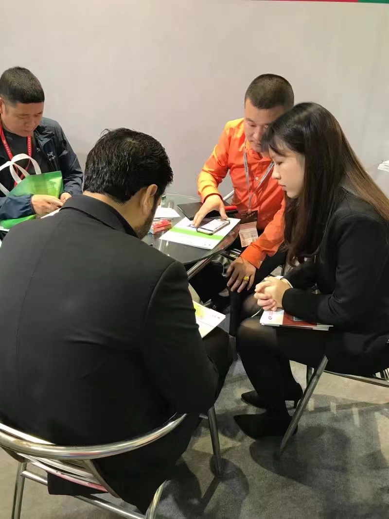 չ��(hu��)չ�d